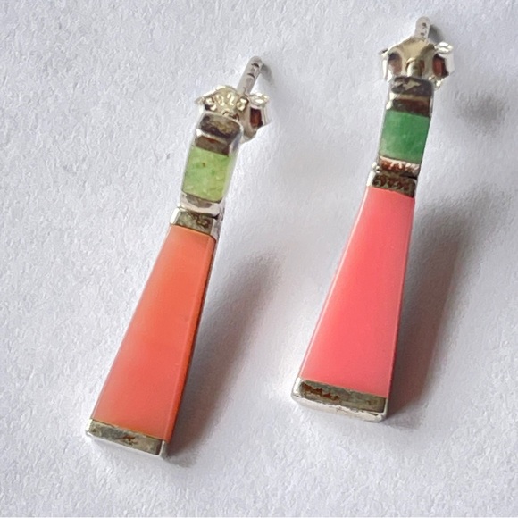 Vintage Thailand shell and Jade earrings sterling silver - Picture 2 of 5